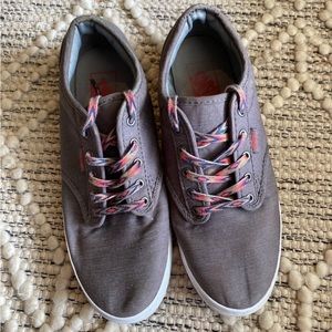 Vans‎ Gray Low Womens Size 8 Gray Athletic Skater Sneakers TB4R